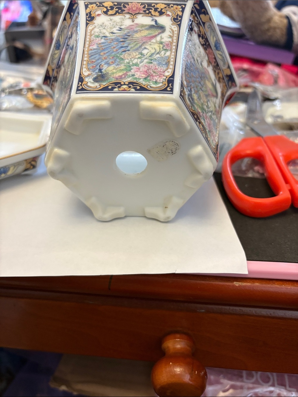 Vintage  Hexagonal Peacock Porcelain Planter With Drainage Tray - Picture 4 of 7
